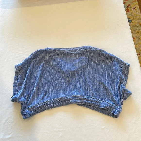 Urban Outfitters out from under Charlie Chenille‎ V-neck sweater women’s XS EUC - Picture 7 of 7